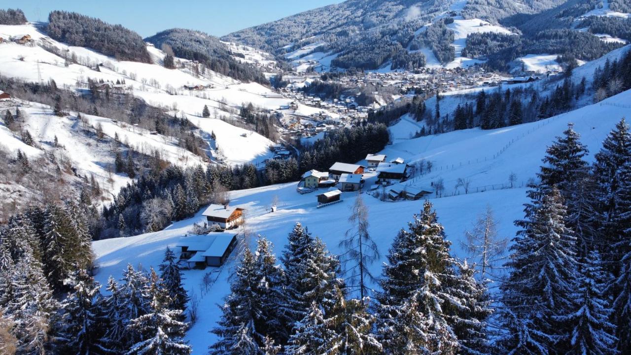 Schrahlehen Bed and Breakfast Wagrain Buitenkant foto