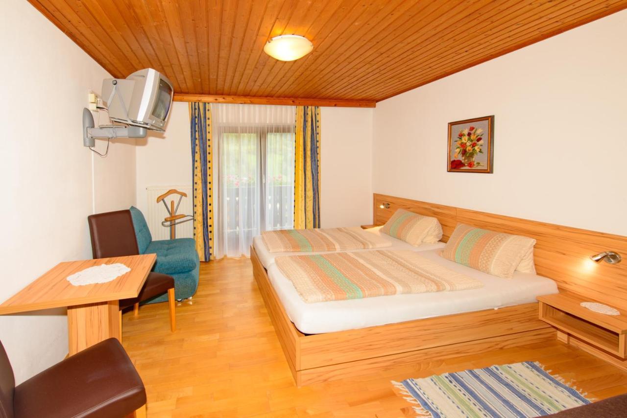 Schrahlehen Bed and Breakfast Wagrain Buitenkant foto