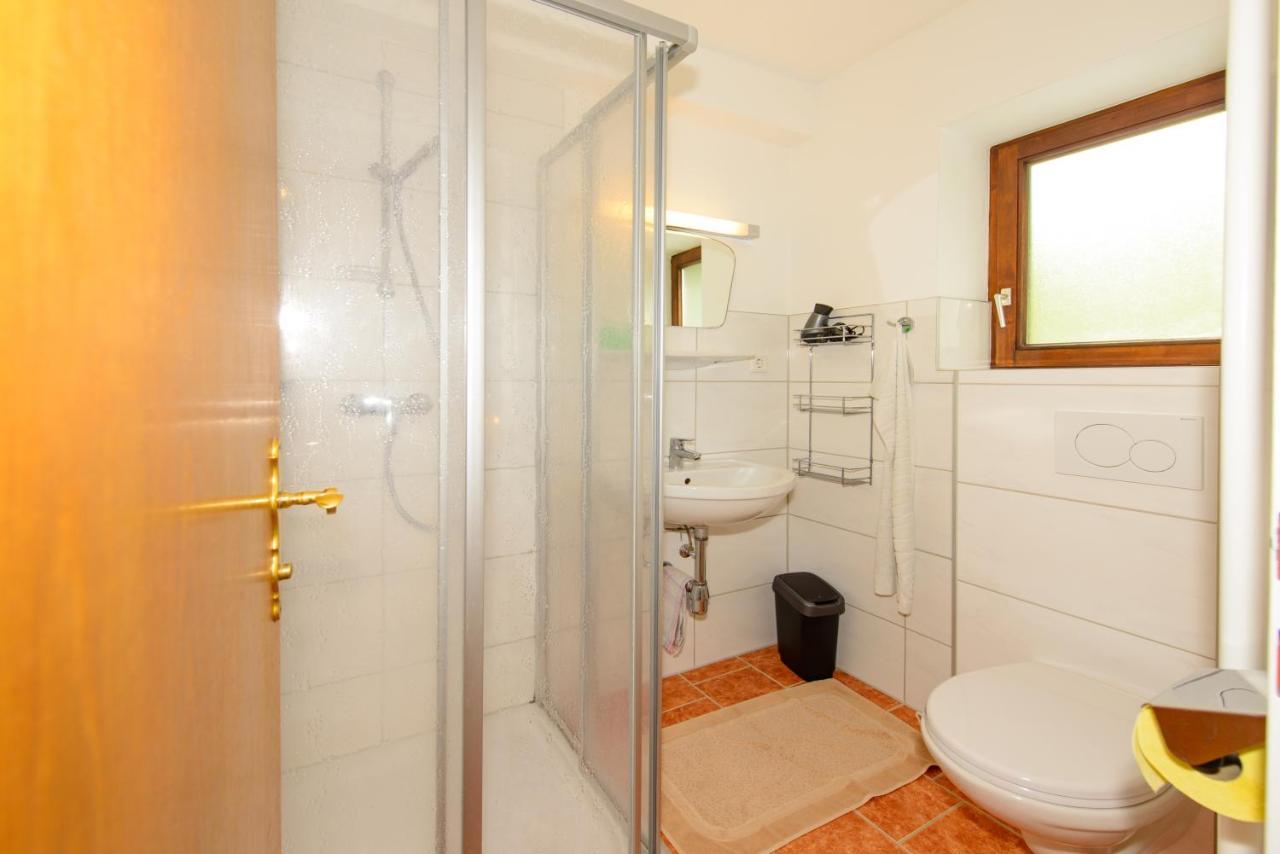 Schrahlehen Bed and Breakfast Wagrain Buitenkant foto