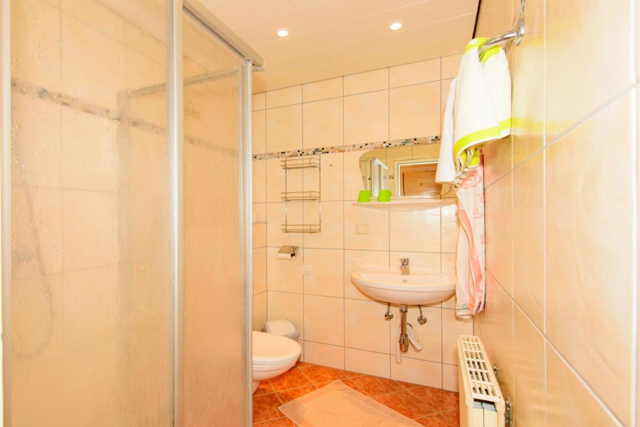 Schrahlehen Bed and Breakfast Wagrain Buitenkant foto