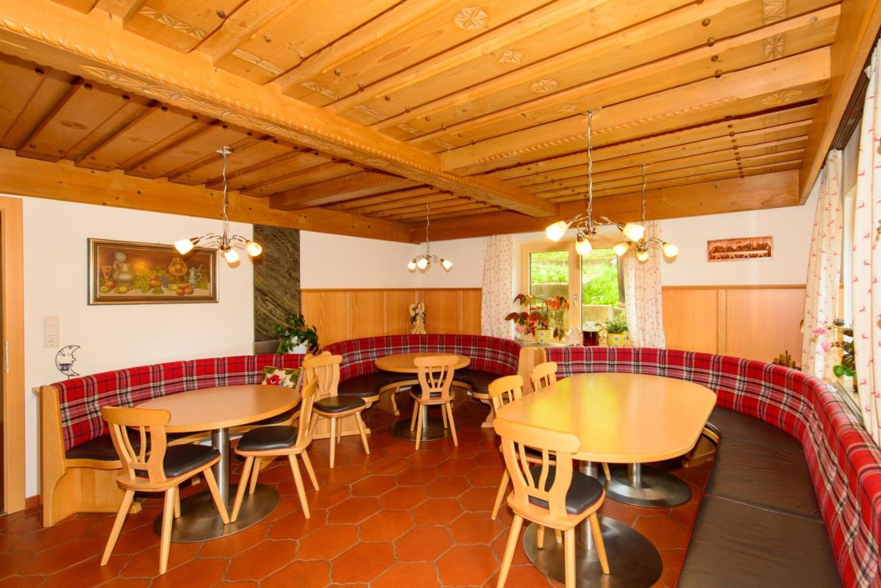 Schrahlehen Bed and Breakfast Wagrain Buitenkant foto