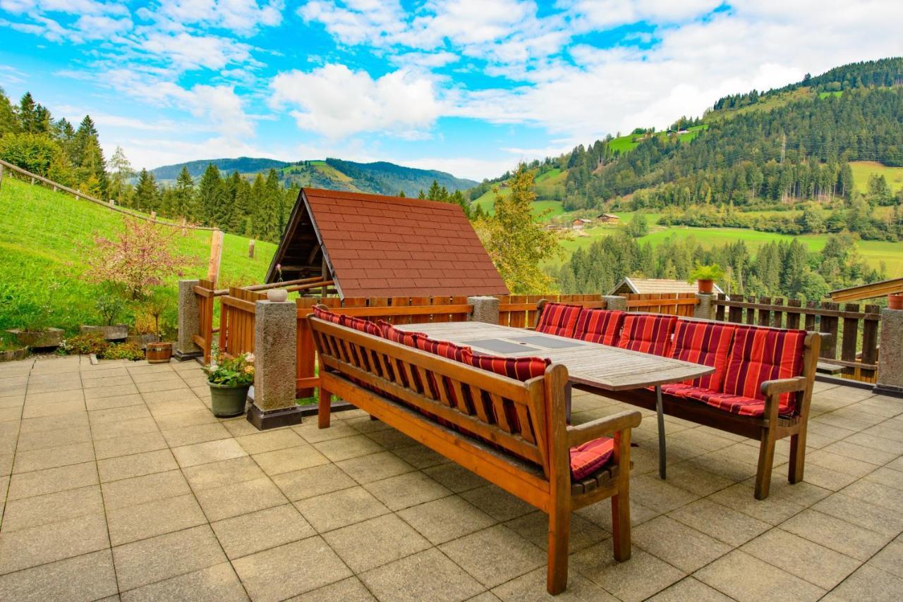 Schrahlehen Bed and Breakfast Wagrain Buitenkant foto