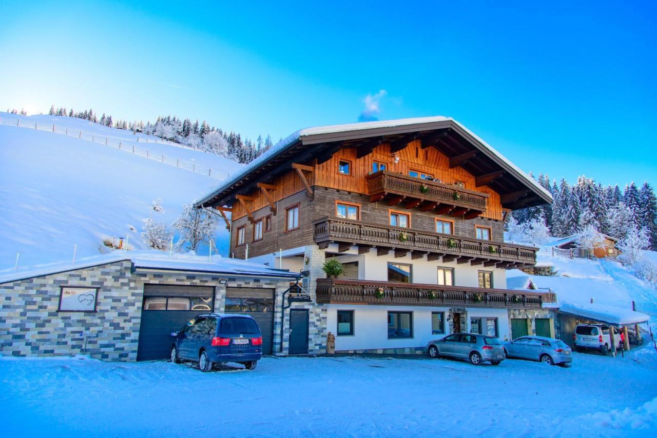 Schrahlehen Bed and Breakfast Wagrain Buitenkant foto