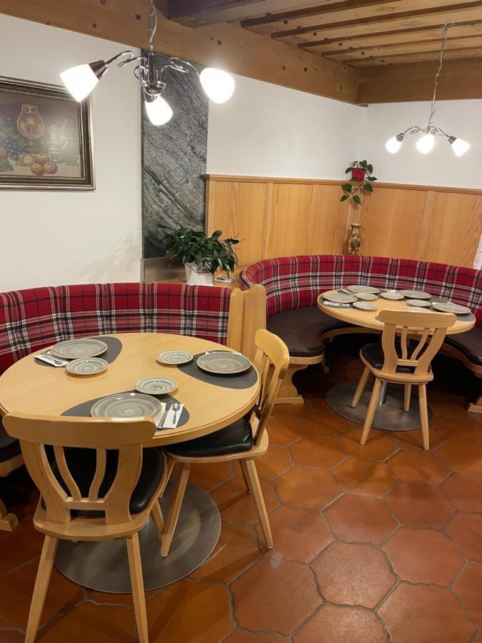 Schrahlehen Bed and Breakfast Wagrain Buitenkant foto